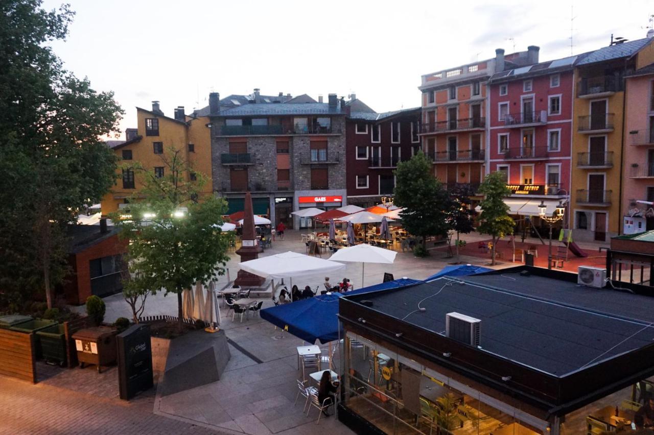 Апартаменты Piso Acogedor Y Moderno Con Garage En Puigcerda Centro Экстерьер фото